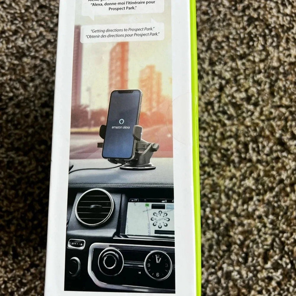 iottie Easy one touch Dash Mount - Picture 2 of 8